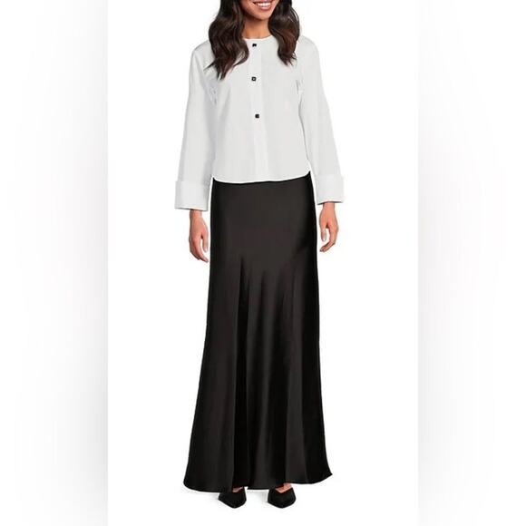 Tara Jarmon Jesta black fluid satin skirt Size 34-US size 0 - Picture 7 of 7